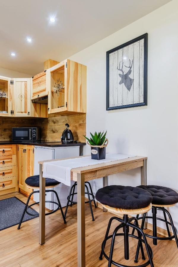 U Tatarow Appartement Suche Buitenkant foto