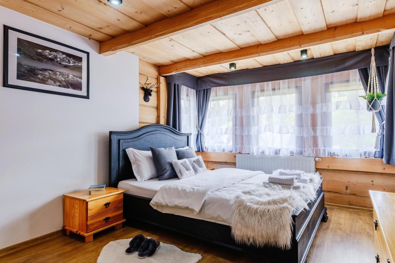 U Tatarow Appartement Suche Buitenkant foto