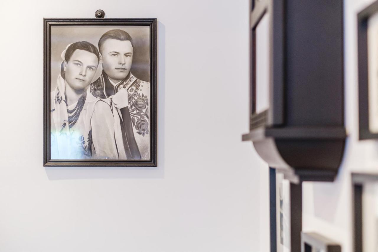 U Tatarow Appartement Suche Buitenkant foto