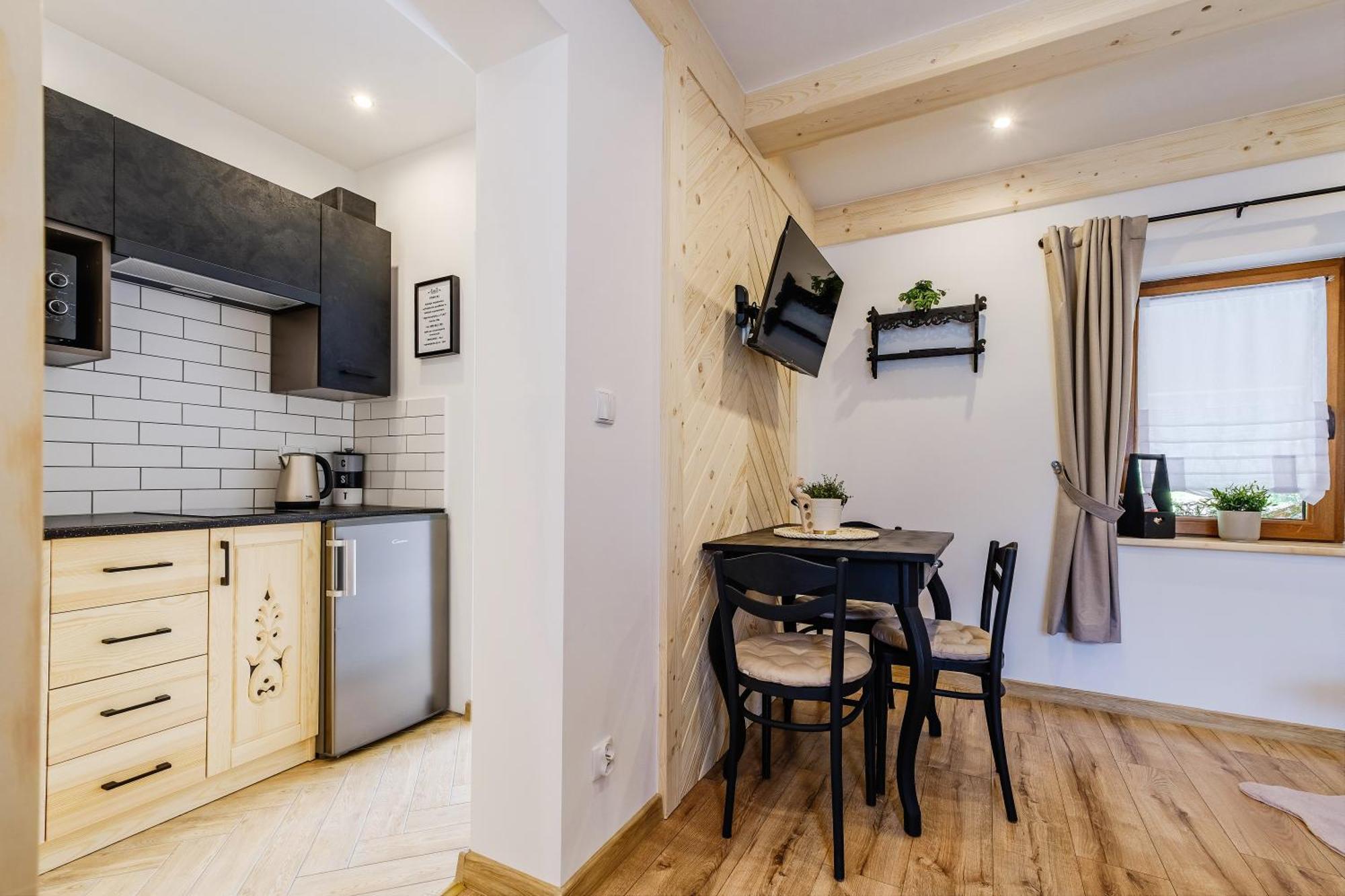 U Tatarow Appartement Suche Kamer foto